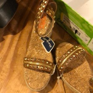 Kors by Michael kors wedges with grommets